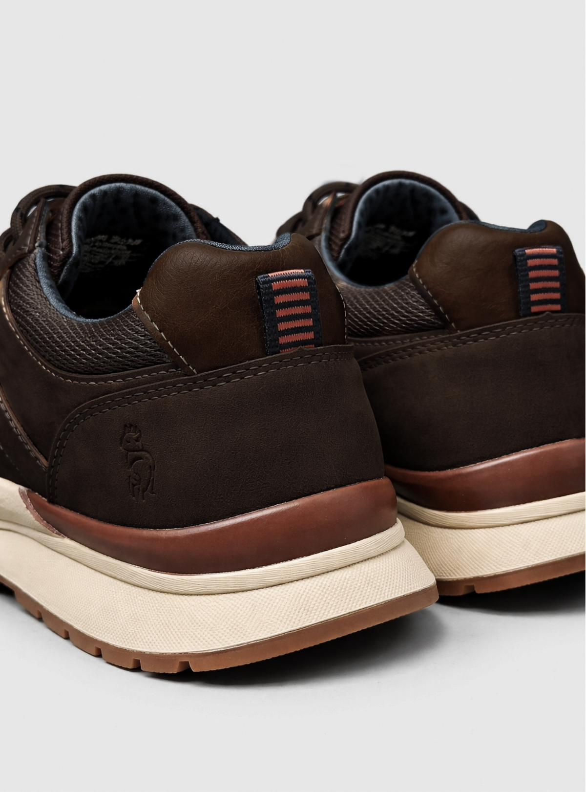 Zapato de cuero Colton color chocolate