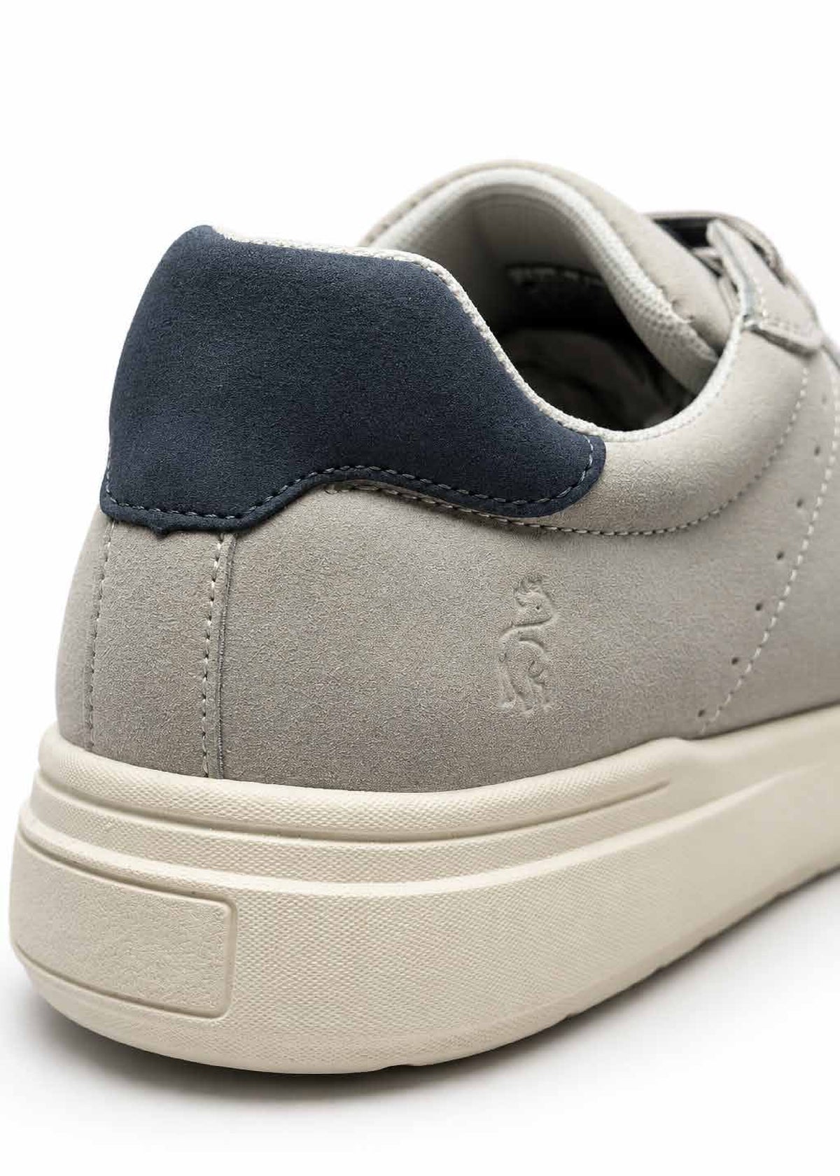 Zapatilla Kirk color gris
