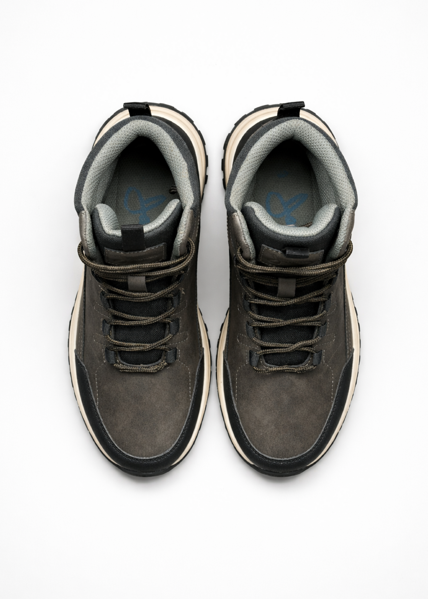 Botín Outdoor Briggs color gris