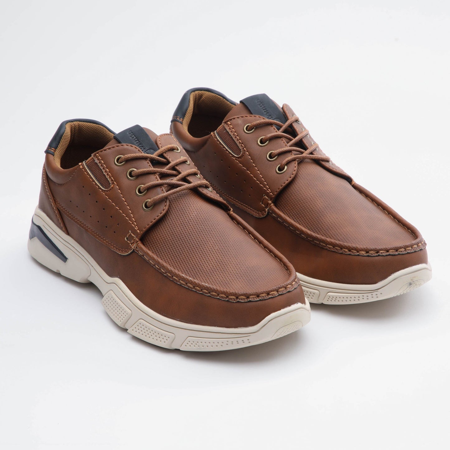 Zapatilla Murray color Camel
