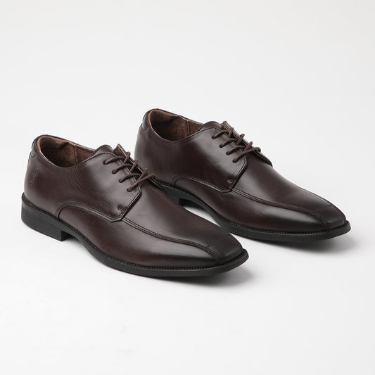 Zapato de cuero Ebra color café oscuro
