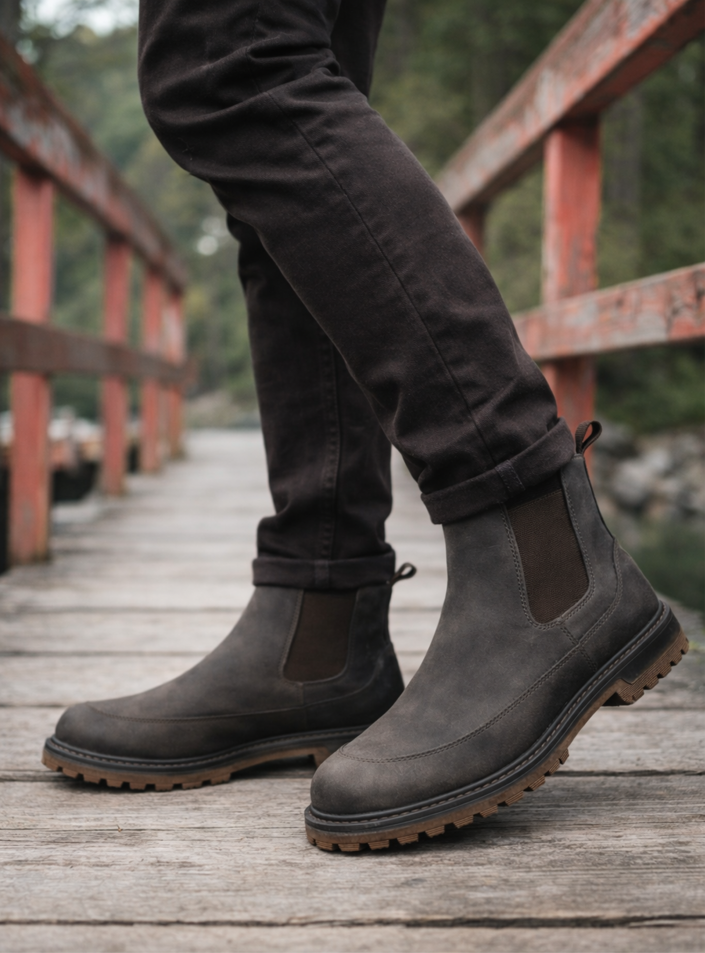 Botín Chelsea Keaton color chocolate