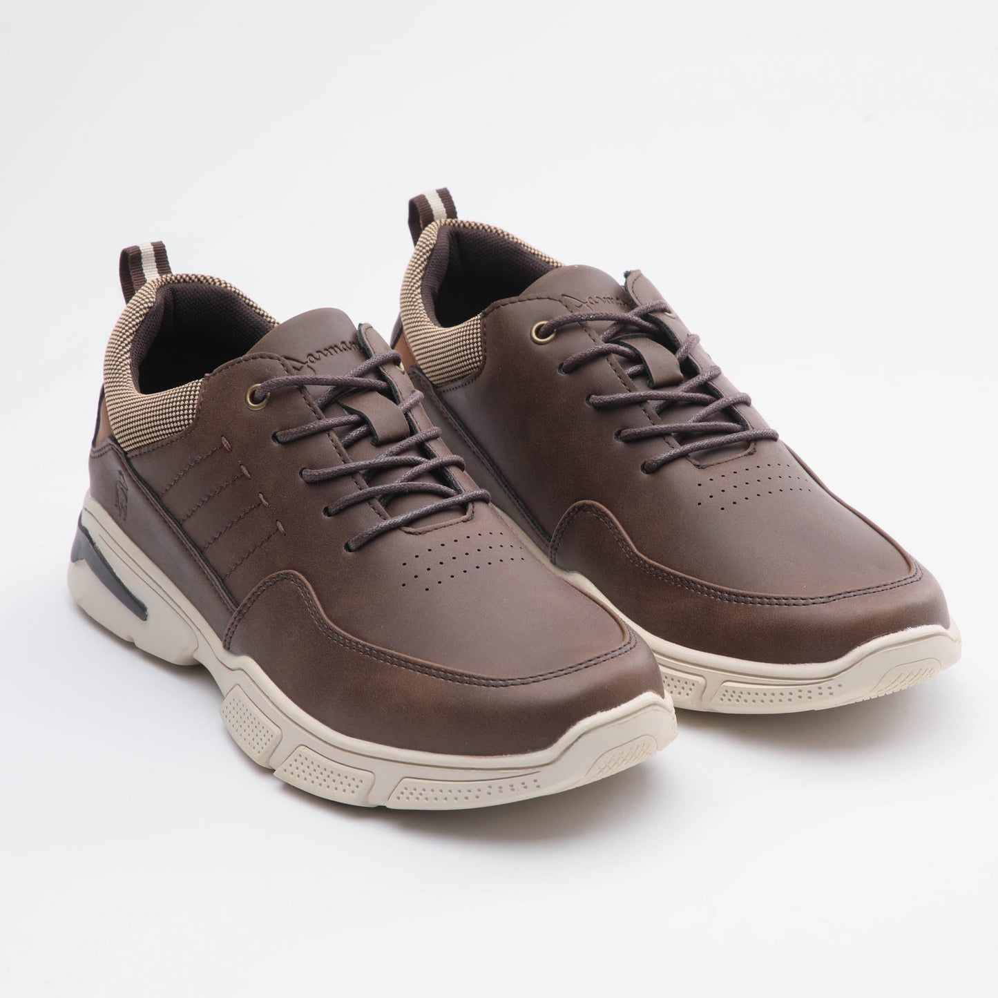 Zapatilla Volga color Café