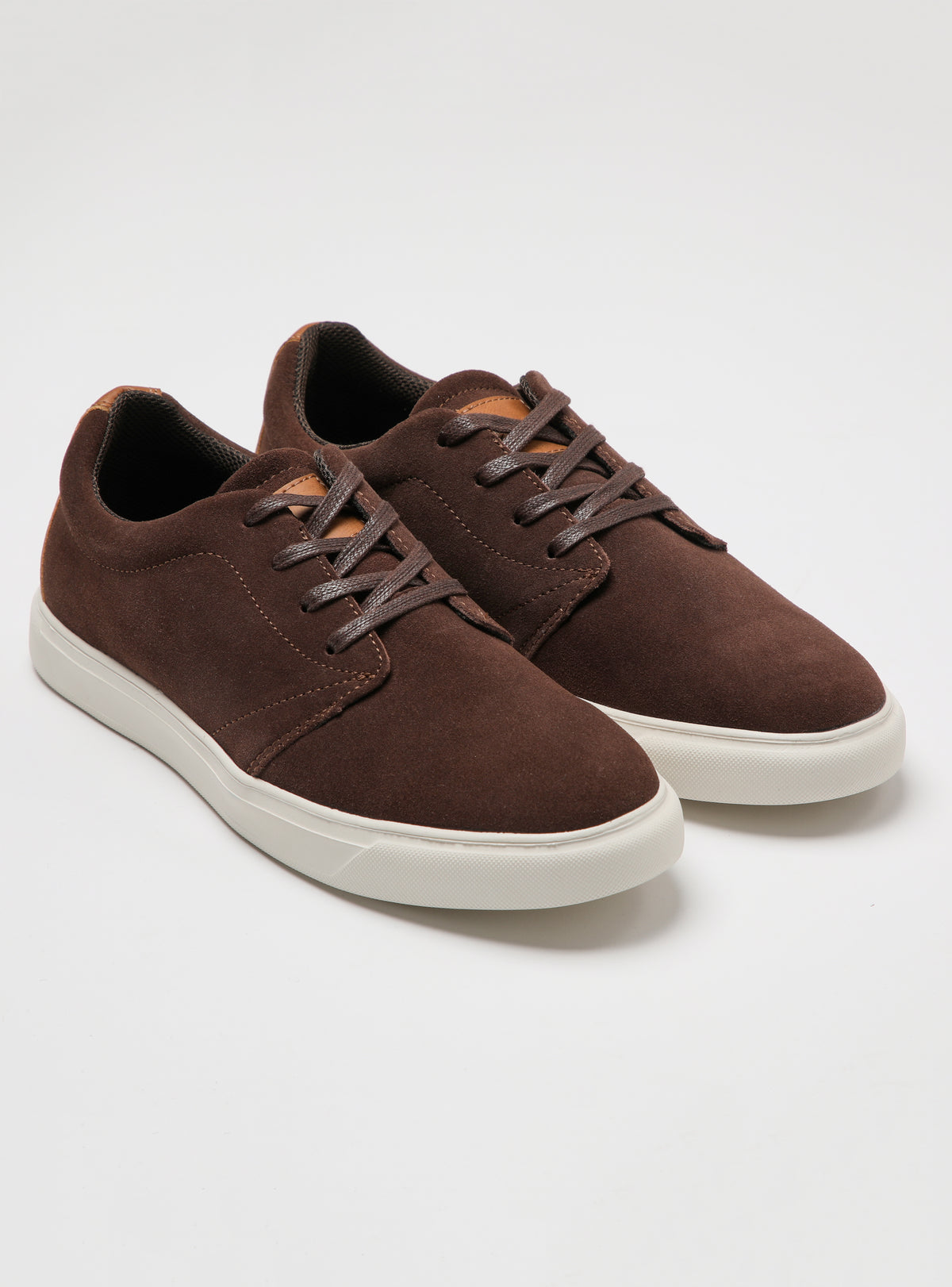 Zapatilla de cuero Seine color café
